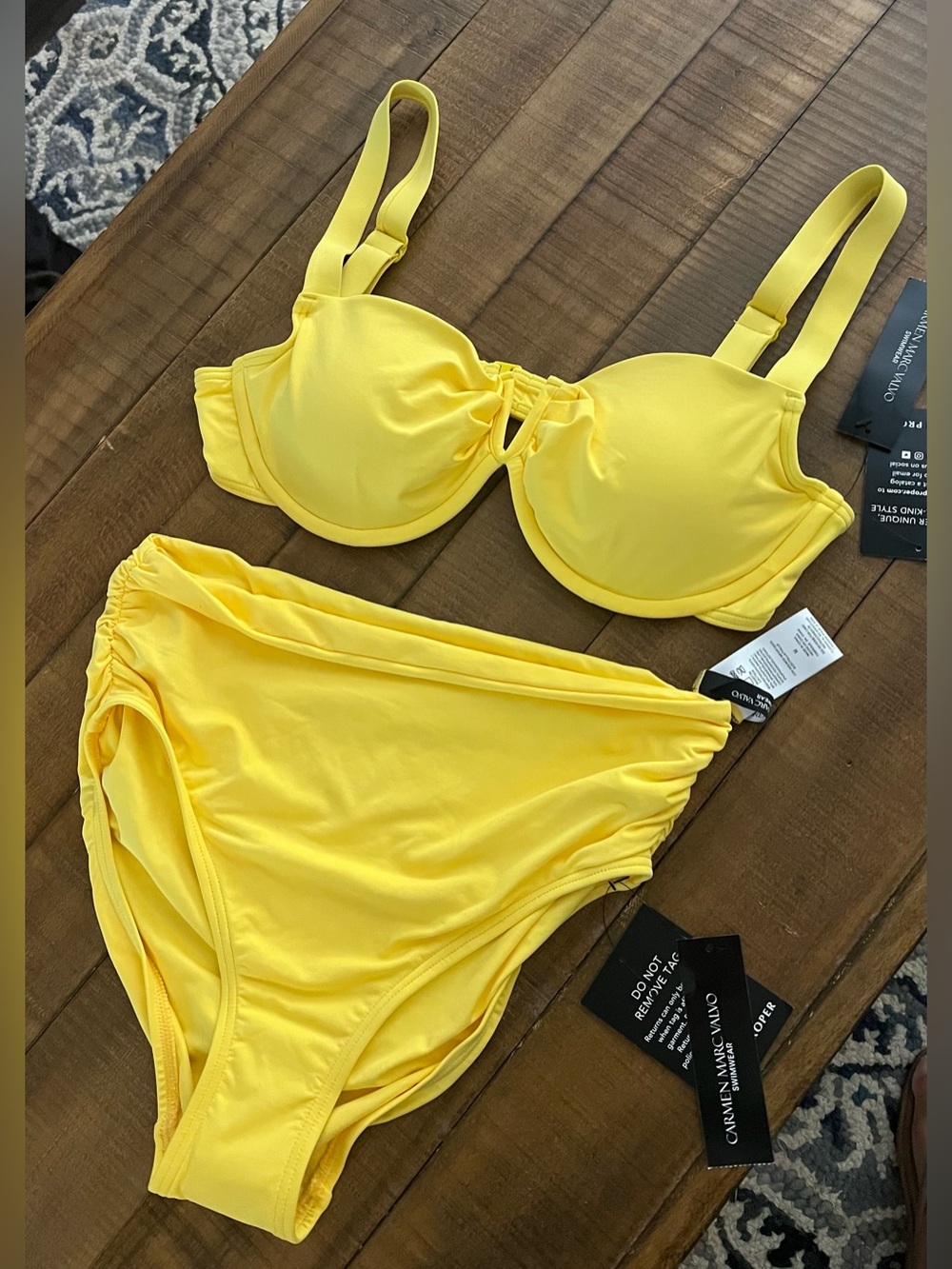 NWT Carmen Marc Valvo Lemon Bikini size M